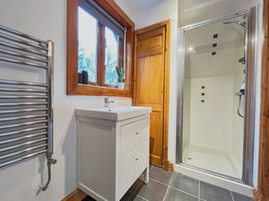 Photo 5- click for photo gallery